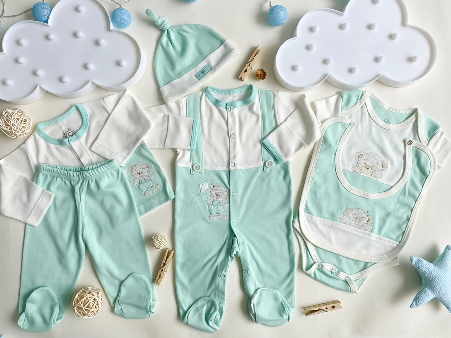 Mimos de Oso Tetero: Set de 6 Piezas Menta Marfil Niño